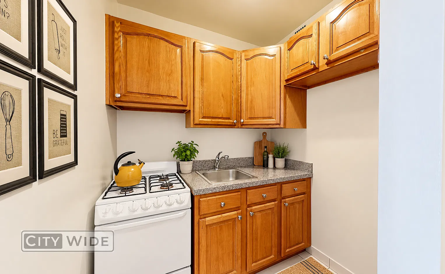 326 Columbus Avenue — Photo 2