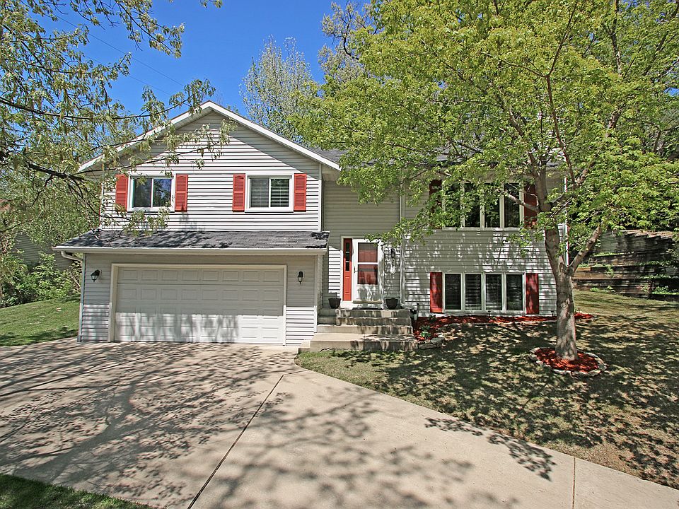 1st image of 2805 Saint Ann Dr