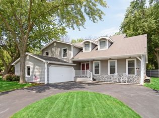 116 Lorraine Dr, Lake Zurich, IL 60047