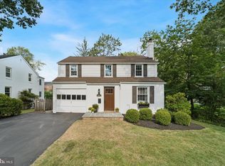 117 Debaran Ln, Bryn Mawr, PA 19010