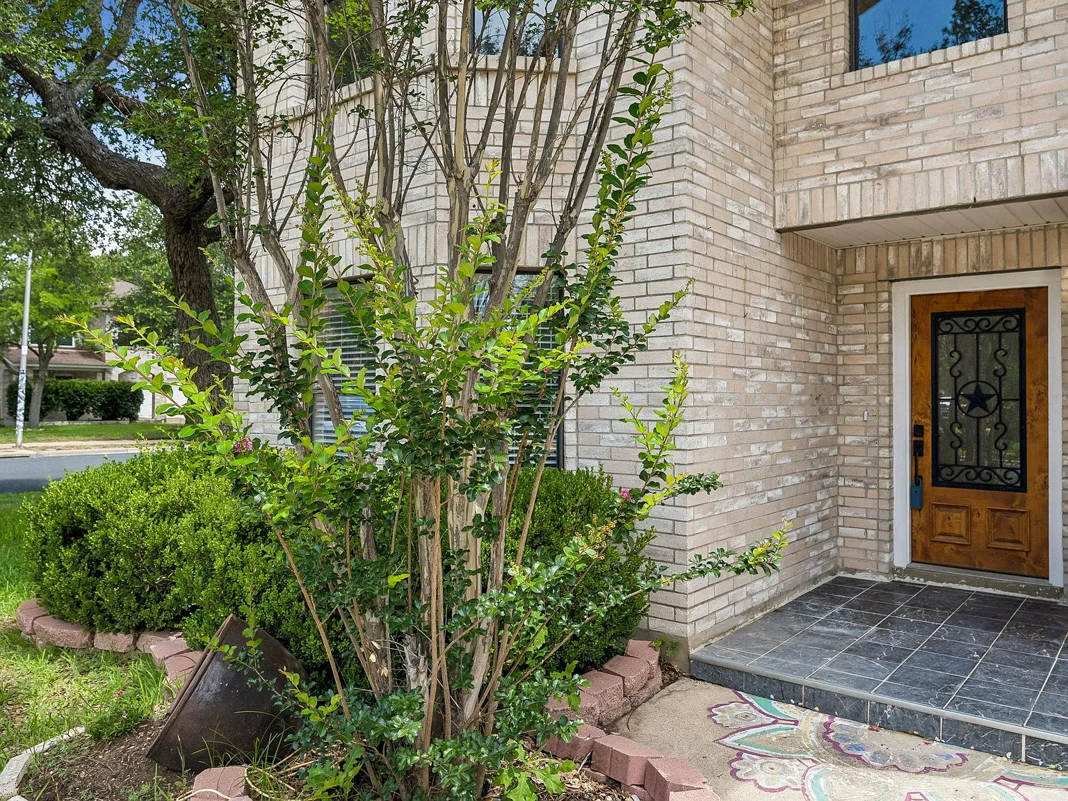 5 bed, 4.0 bath, 3535 sqft, $2,795 — Photo 3