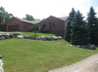 201 W Munger Rd, Holly, MI 48442