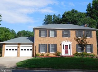 15210 Holleyside Dr, Dumfries, VA 22025