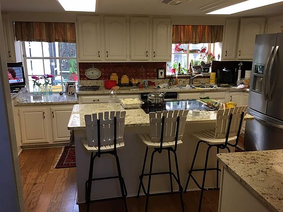 5th image of 4128 NW 37th Dr