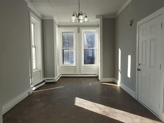 3rd image of 294 Liberty St