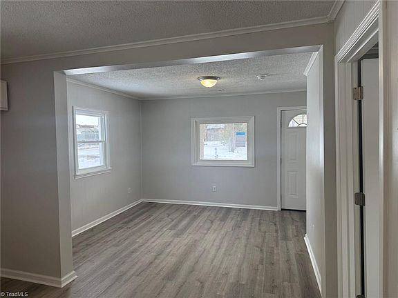 3rd image of 108 Broad St
