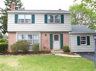 1632 Robert Rd, Lancaster, PA 17601