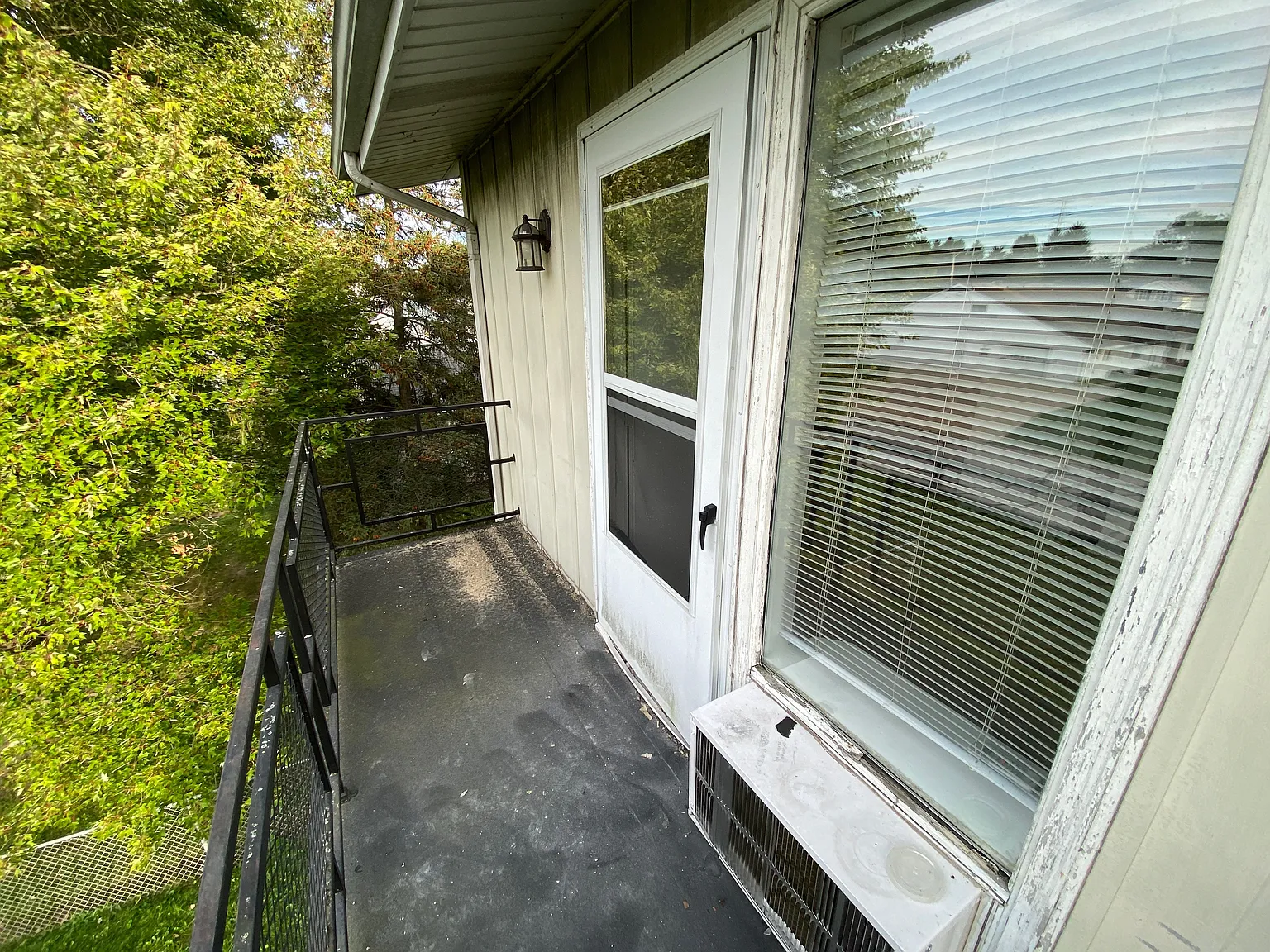 Studio, 750 sqft, $1,025 — Photo 4