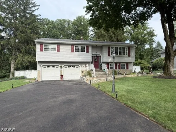 71 Beech Rd, Randolph Twp., NJ 07869