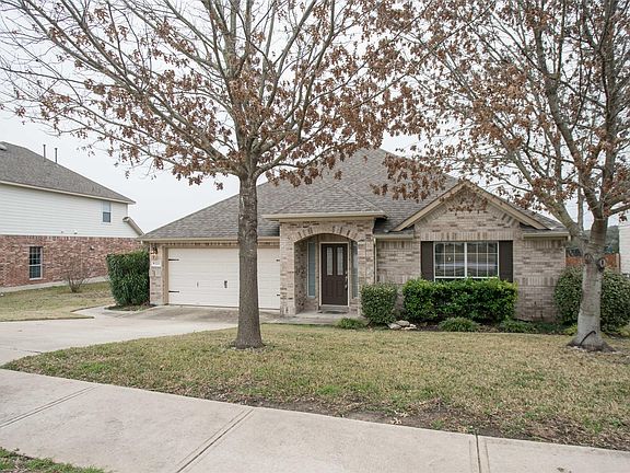 3rd image of 1700 Harvest Bend Ln