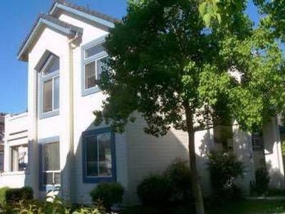 394 Lighthouse Ct, Hercules, CA, 94547