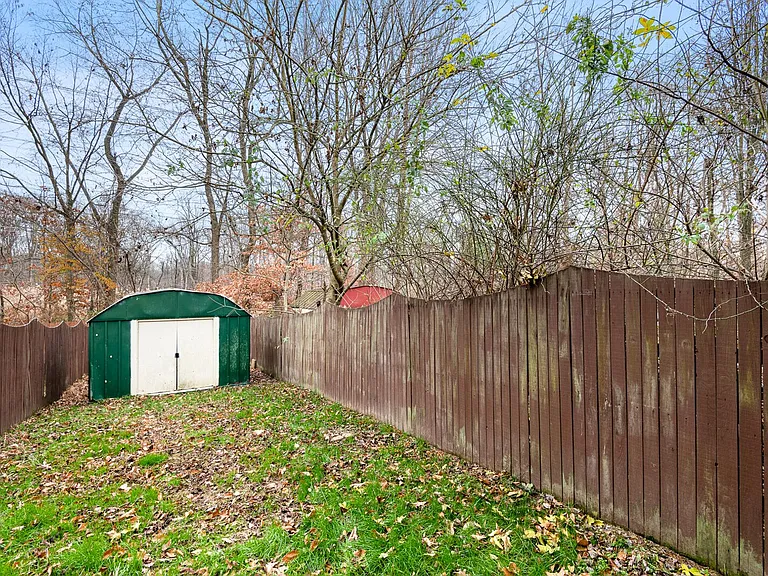 133 Creekside Ct — Photo 5