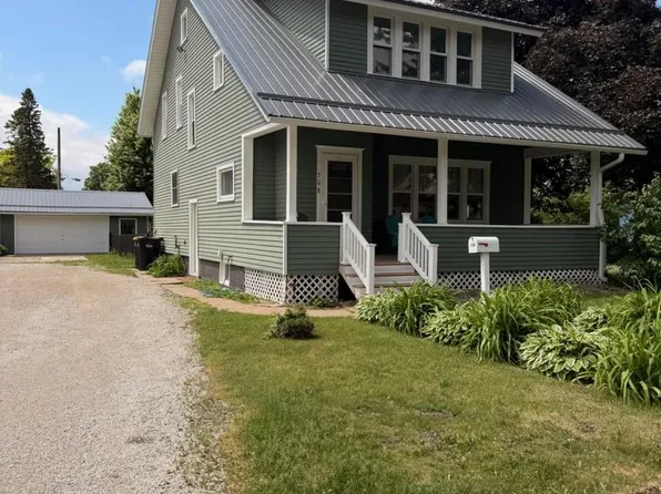 208 W Grant St, Spring Valley, MN 55975