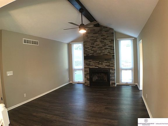 4th image of 5712 N 126th Ave