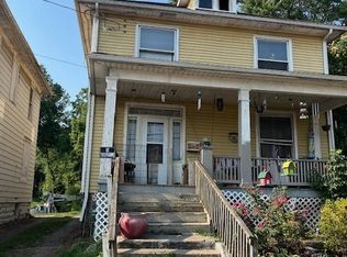 1028 W Muskingum Ave, Zanesville, OH 43701