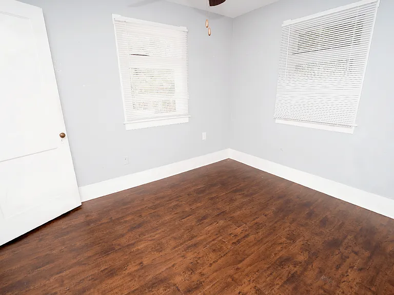 1609 Poinsettia Ave — Photo 14
