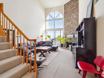 10475 Eastborne Ave #PENTHOUSE 303, Los Angeles, CA, 90024