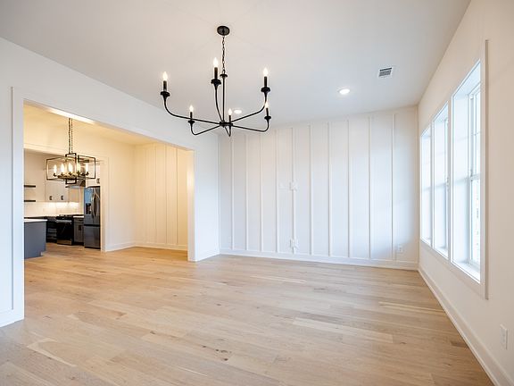 5th image of 4072 Penfield Dr Unit B