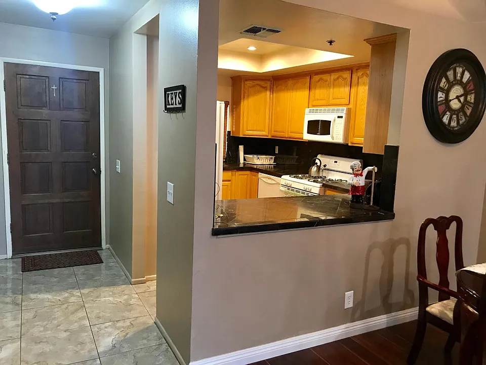 1310 E Orange Grove Blvd #102