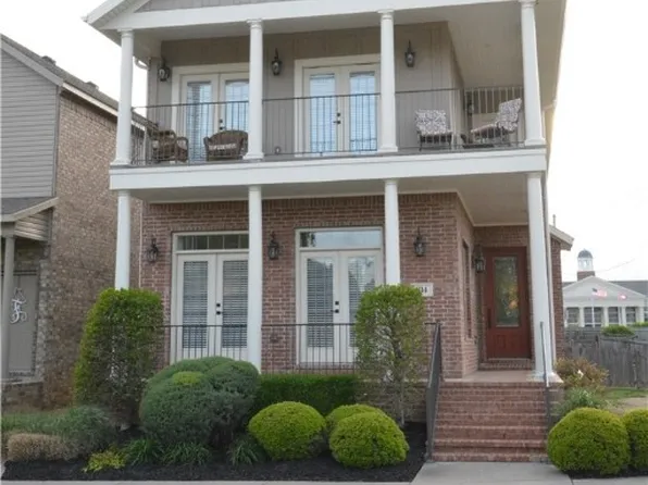 314 Jtl Pkwy E, Springdale, AR 72762