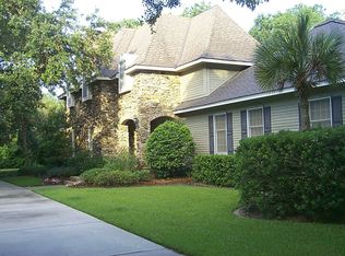 125 Fort Walker Dr, Hilton Head Island, SC 29928