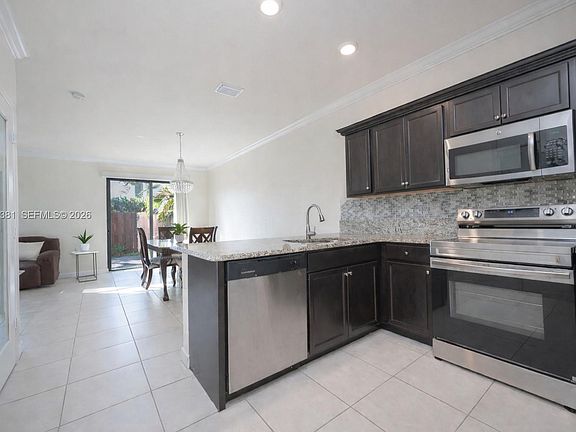 2nd image of 11472 SW 254th St