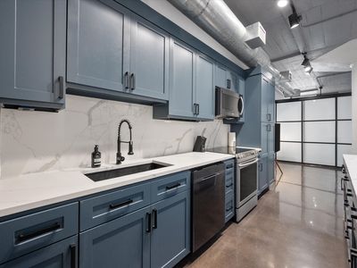 1122 Jackson St APT 418, Dallas, TX, 75202