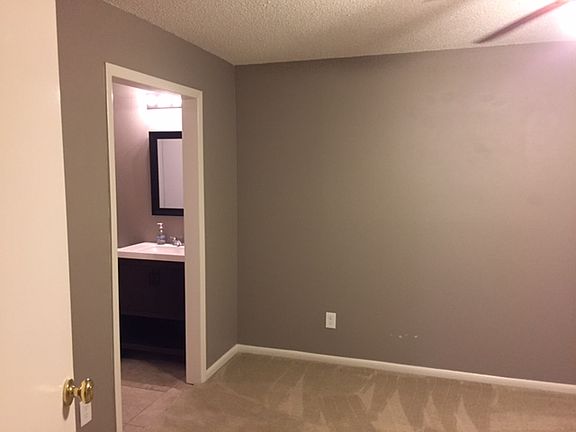 MASTER BEDROOM > HALF BATH