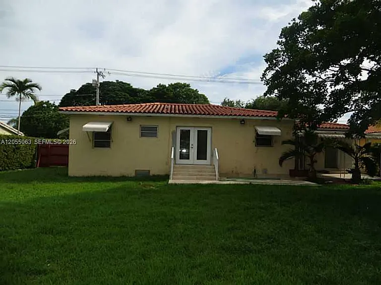 5851 SW 28th St — Photo 18
