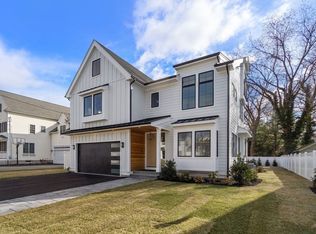 20 Pinewood Rd, Needham, MA 02492