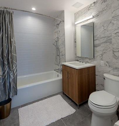 5th image of 3001 W 37th St #17F