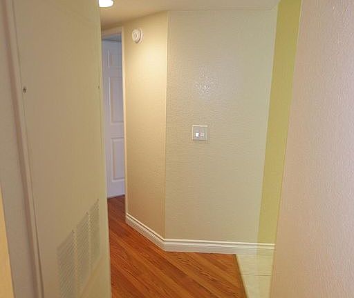 5th image of 697 Sutton Crest Trl Unit 206