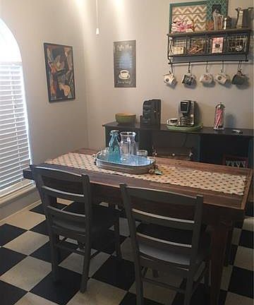 3rd image of 2936 Rolling Hills Dr