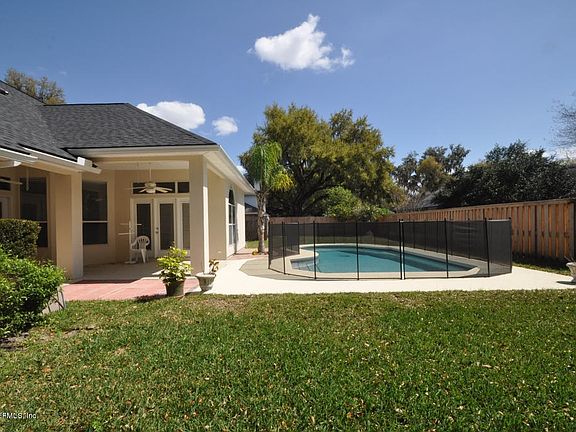 2nd image of 1757 River Plantation Ln