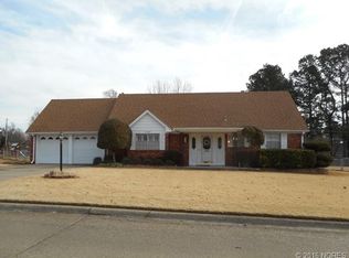 1012 Horn St, Muskogee, OK 74403