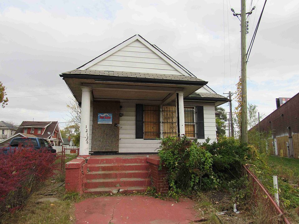12126 Washburn