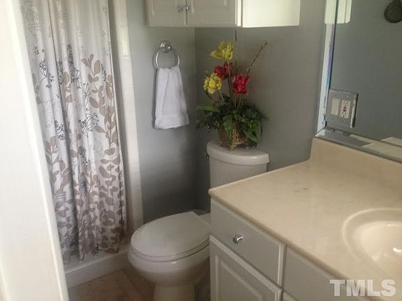 4th image of 502 Marlowe Dr