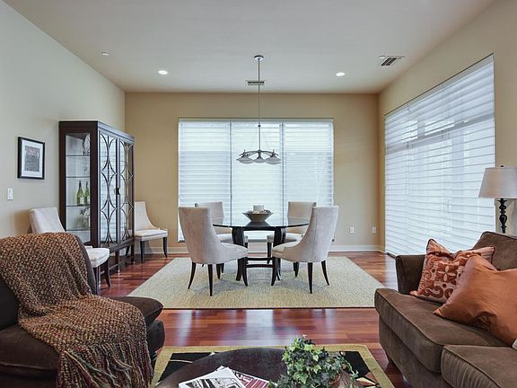4th image of 5600 N Lake Dr Unit 201