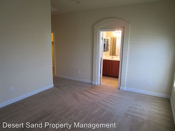 5th image of 5036 Treasure Hills St