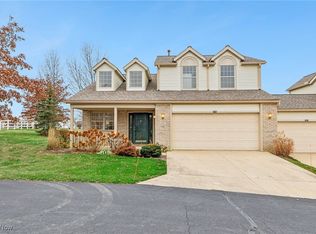 3945 Heron Ct, Stow, OH 44224