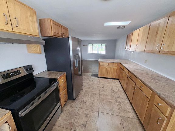 5th image of 1004 California St SE