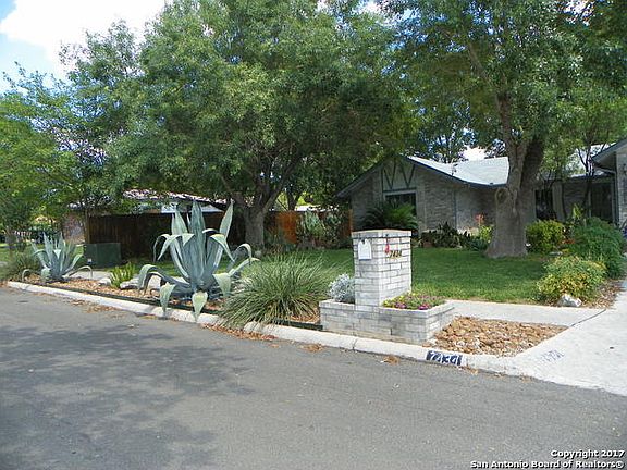 3rd image of 7434 Horse Tail Dr