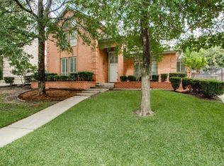 4923 Bridgewater Dr, Arlington, TX 76017