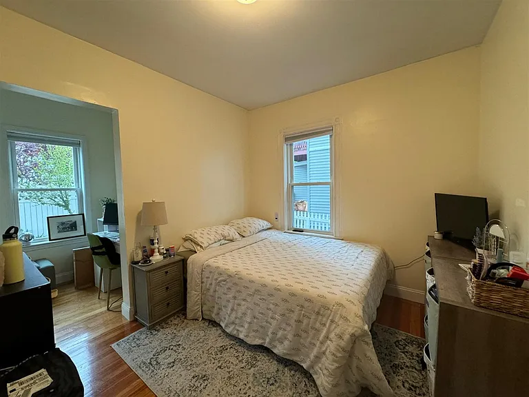 39 Belknap St #1 — Photo 9