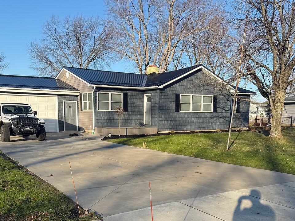 1st image of 125 Sunset Dr