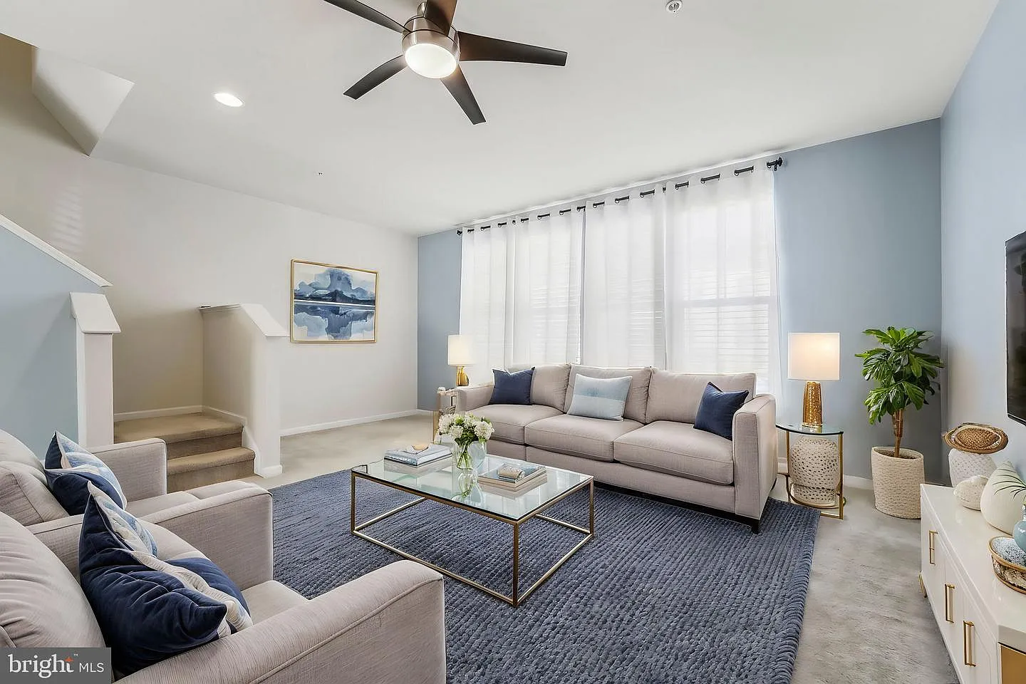 209 Tanner Ln photo 1