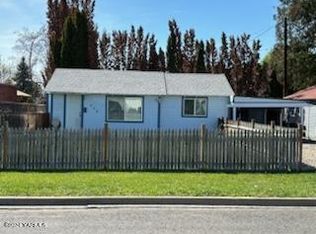 204 S 33rd Ave, Yakima, WA 98902