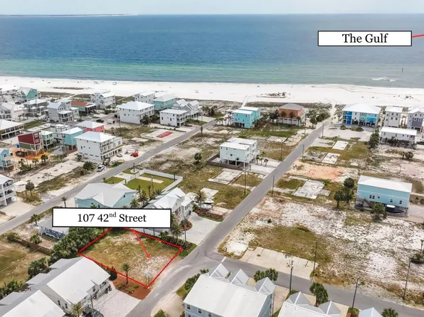 107 42nd St, Mexico Beach, FL 32456