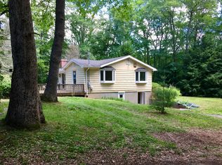 1394 Tolland Stage Rd, Tolland, CT 06084