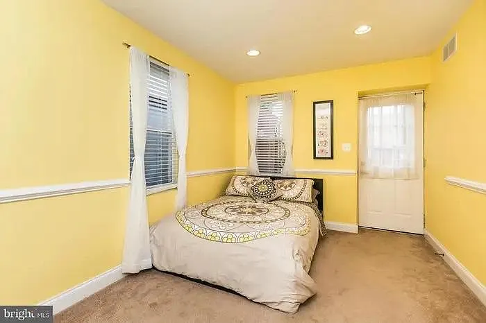 743 E Fort Ave — Photo 16